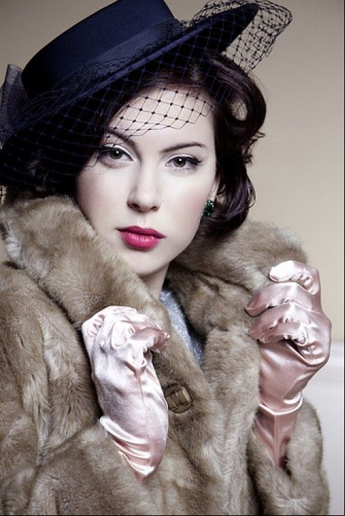 have your own burlesque style photo shoot for men and women